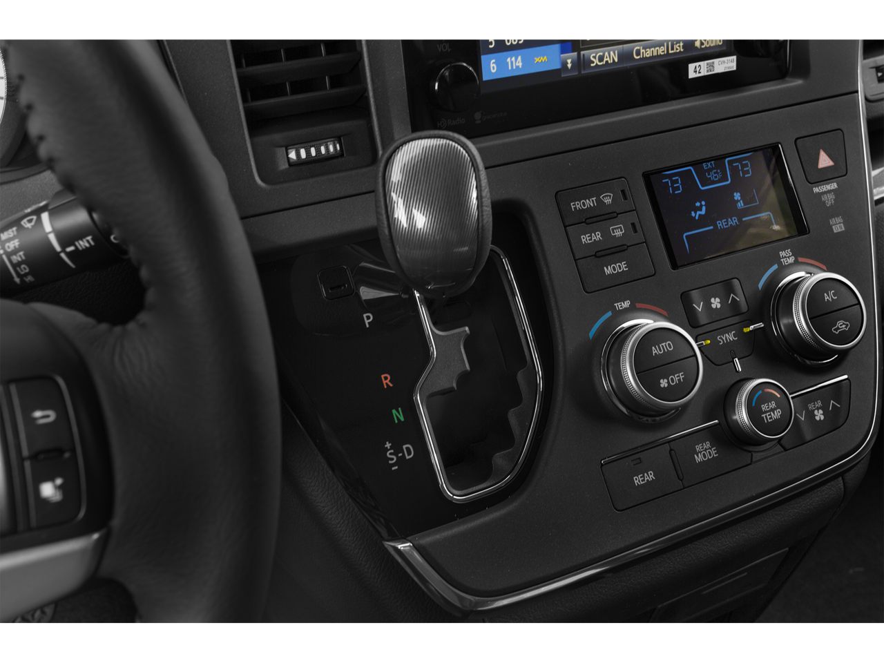 2015 Toyota Sienna SE 8-Passenger