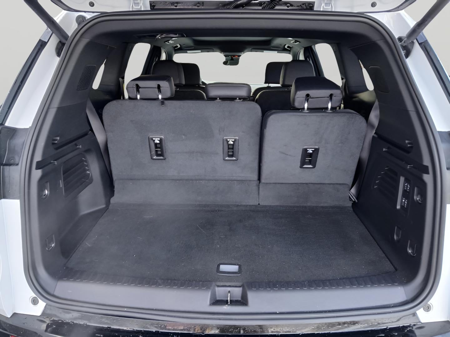 2025 GMC Acadia AWD Denali