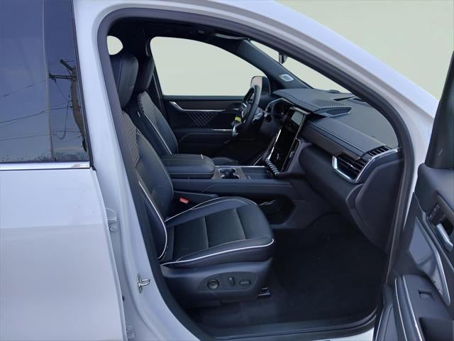 2025 GMC Acadia AWD Denali