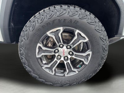 2023 GMC Canyon 4WD AT4