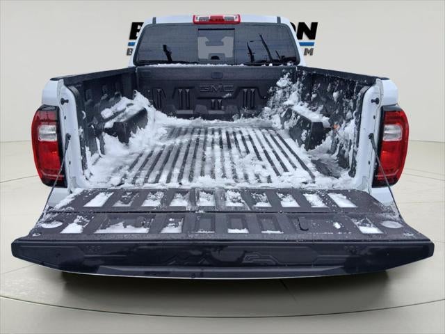 2023 GMC Canyon 4WD AT4