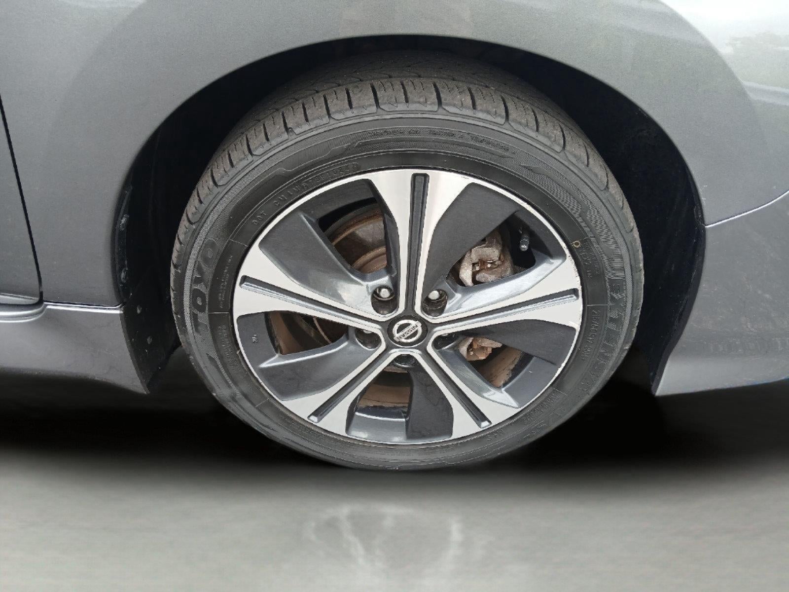 2022 Nissan Leaf SV PLUS