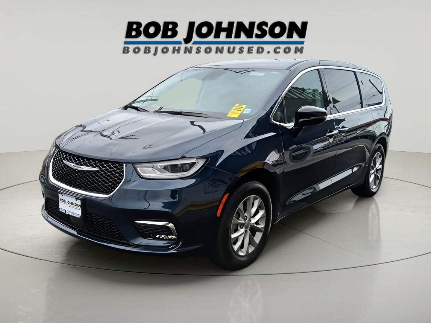 2024 Chrysler Pacifica Touring L **SMART BUY $575/Monthly**