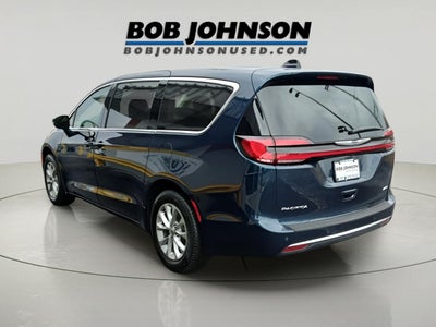 2024 Chrysler Pacifica Touring L **SMART BUY $575/Monthly**