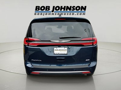 2024 Chrysler Pacifica Touring L **SMART BUY $575/Monthly**