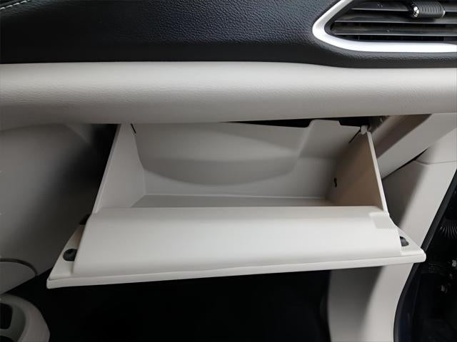 2024 Chrysler Pacifica Touring L **SMART BUY $575/Monthly**