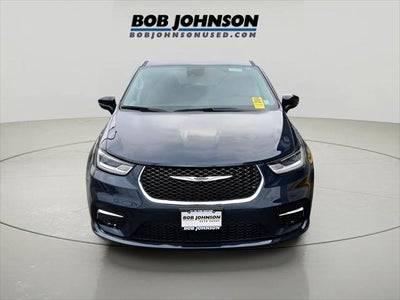 2024 Chrysler Pacifica Touring L **SMART BUY $575/Monthly**