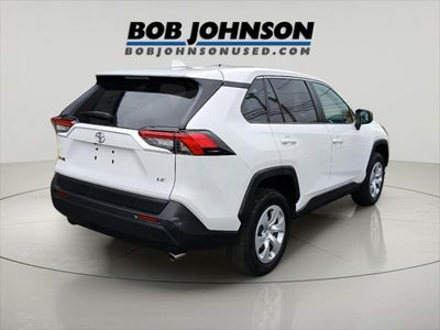 2023 Toyota RAV4 LE