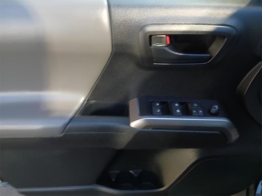 2023 Toyota TACOMA SR5 SR5 V6