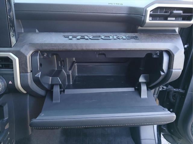 2025 Toyota Tacoma i-FORCE MAX Limited HV