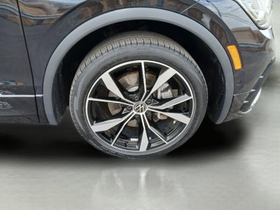 2023 Volkswagen Tiguan SEL R-Line