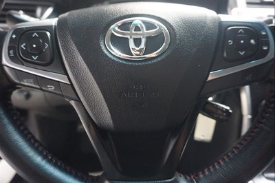 2015 Toyota CAMRY SEDAN