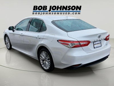 2020 Toyota CAMRY XLE