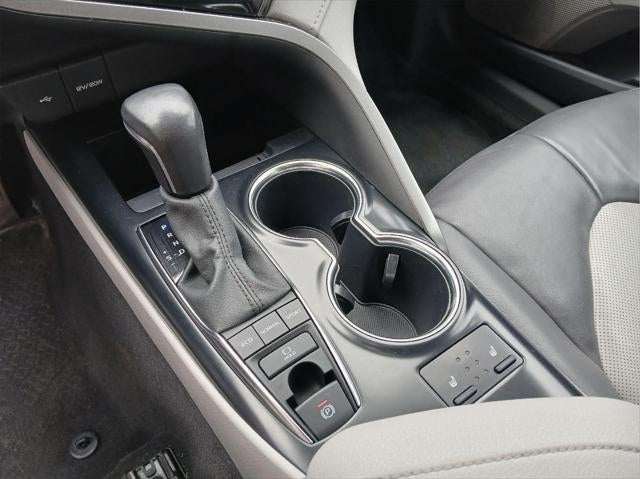 2020 Toyota CAMRY XLE