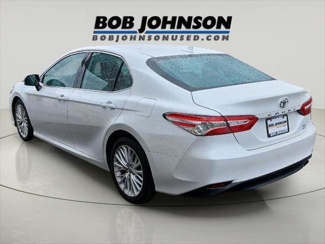 2020 Toyota CAMRY XLE