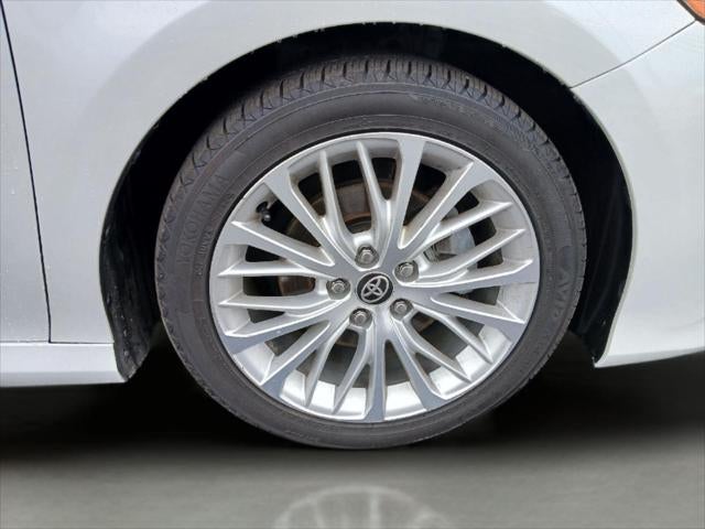 2020 Toyota CAMRY XLE