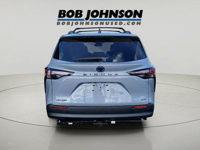 2025 Toyota SIENNA XLE AWD Woodland Edition
