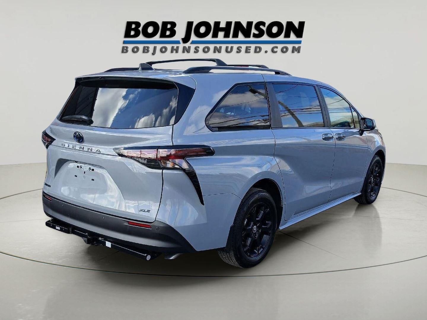 2025 Toyota SIENNA XLE AWD Woodland Edition