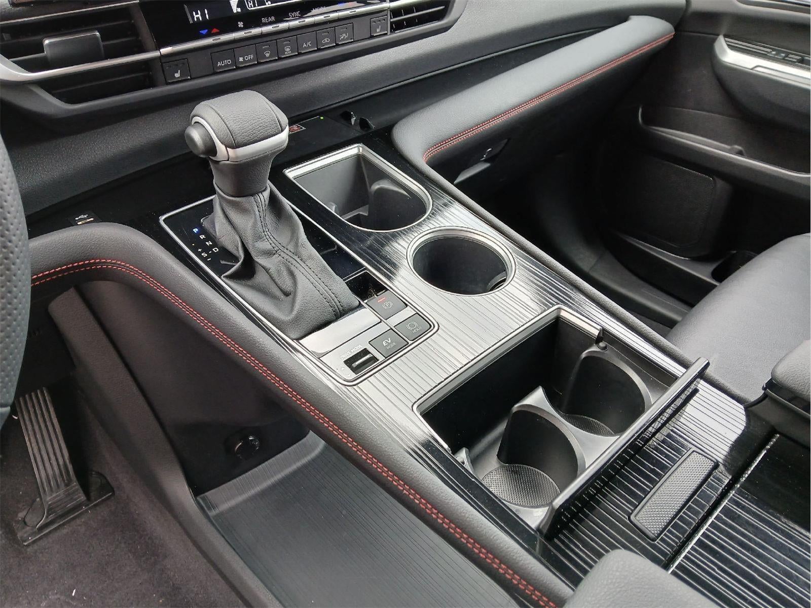 2025 Toyota SIENNA XSE AWD XSE