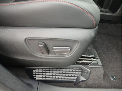 2025 Toyota SIENNA XSE AWD XSE