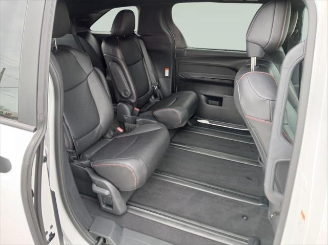2025 Toyota SIENNA XSE AWD XSE
