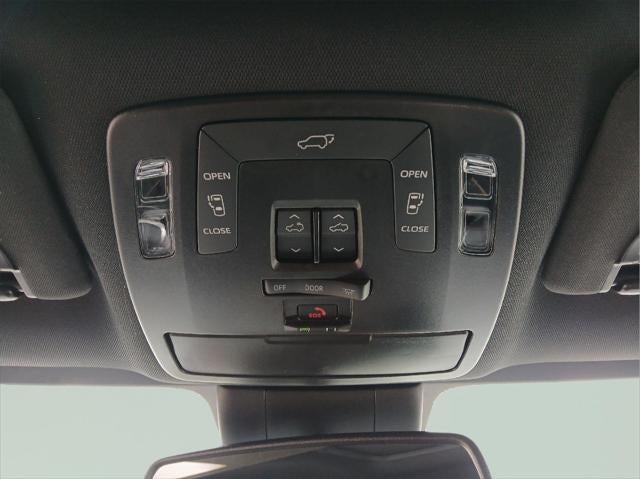 2025 Toyota SIENNA XSE AWD XSE