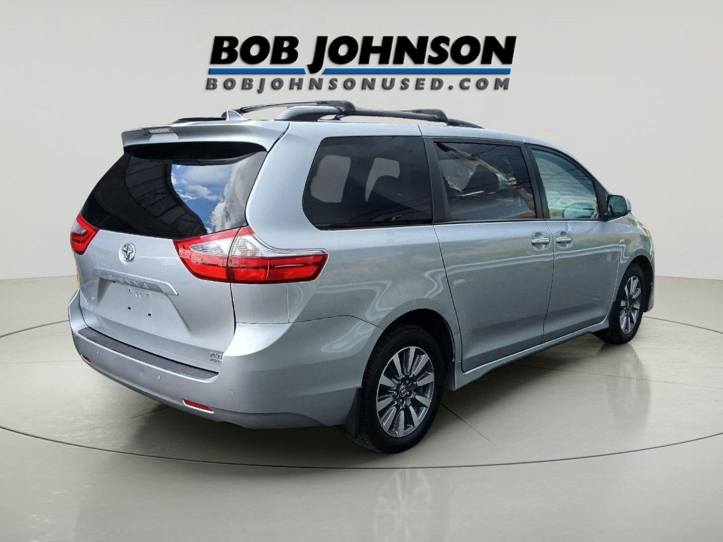 2020 Toyota Sienna XLE 7-Passenger