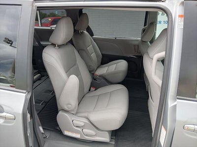 2020 Toyota Sienna XLE 7-Passenger
