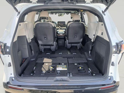 2025 Toyota Sienna Platinum 7-Passenger