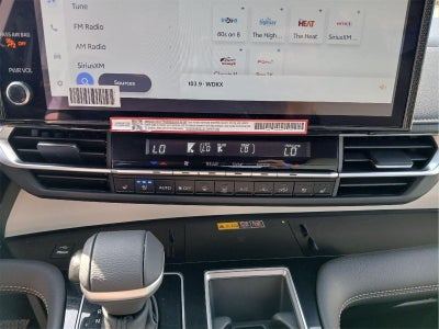 2025 Toyota Sienna Platinum 7-Passenger