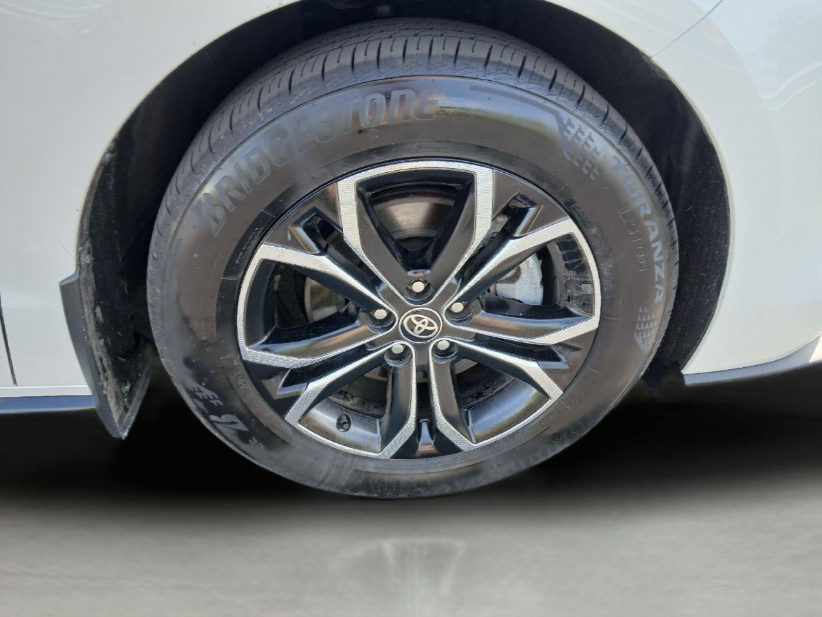 2025 Toyota Sienna Platinum 7-Passenger