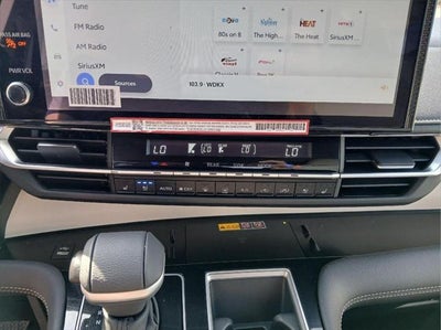2025 Toyota Sienna Platinum 7-Passenger