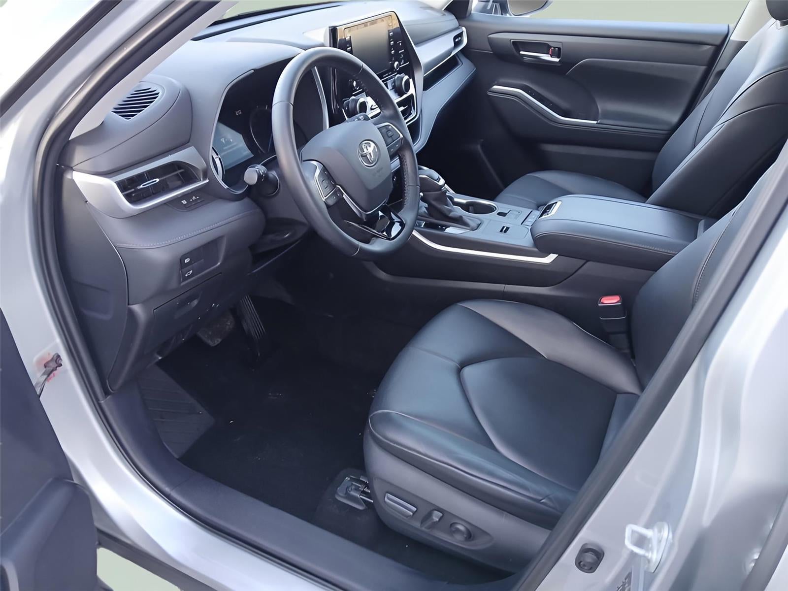 2020 Toyota HIGHLANDER HYBRD XLE