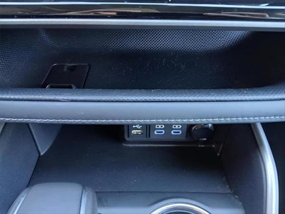 2022 Toyota HIGHLANDER HYBRD XLE