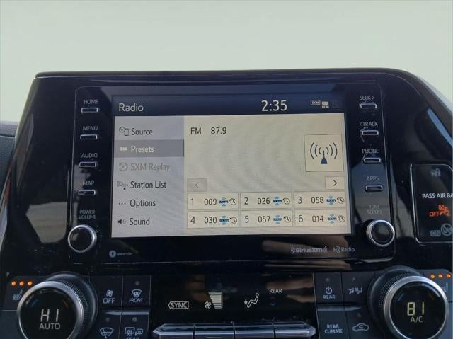 2021 Toyota HIGHLANDER XLE