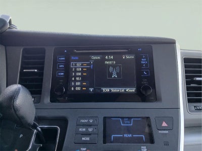 2015 Toyota SIENNA LE 3.5L LE 7-Passenger