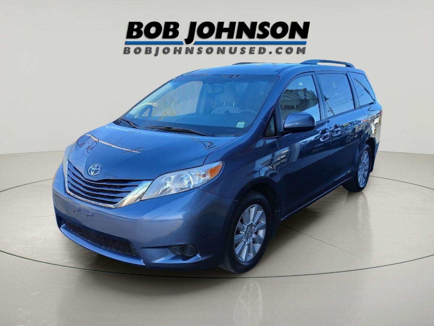 2015 Toyota SIENNA LE 3.5L LE 7-Passenger