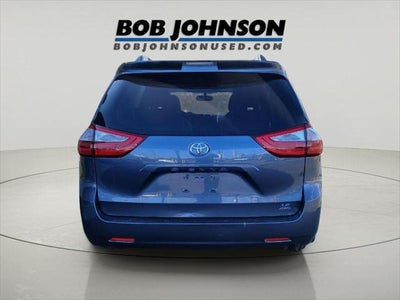 2015 Toyota SIENNA LE 3.5L LE 7-Passenger