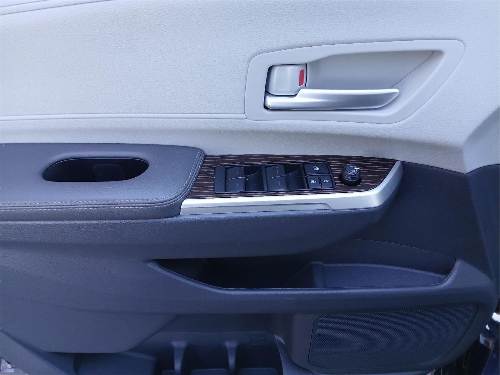 2024 Toyota SIENNA XLE AWD XLE 7-Passenger