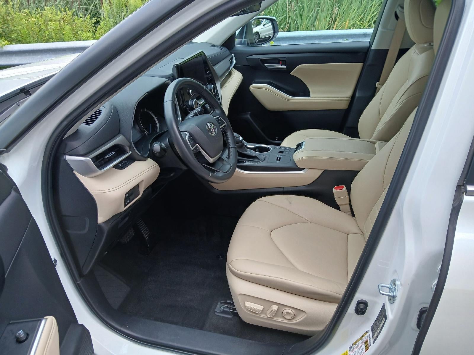 2023 Toyota Highlander Hybrid XLE