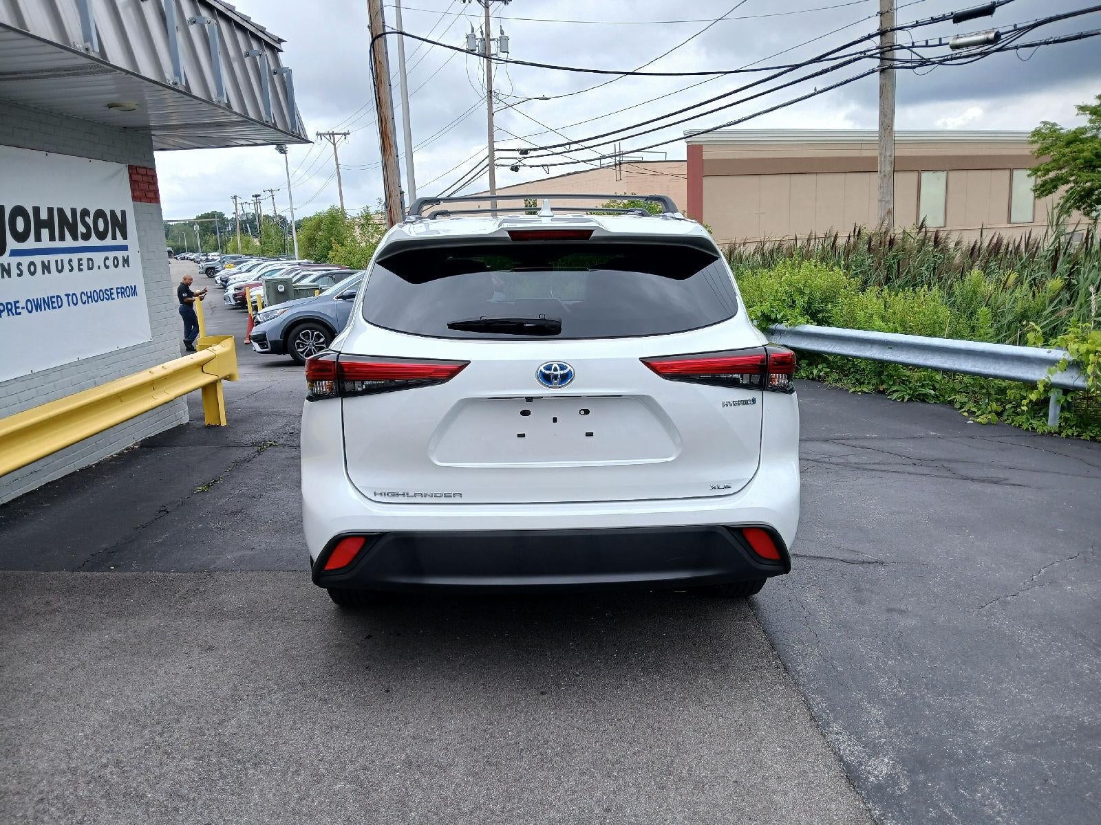 2023 Toyota Highlander Hybrid XLE