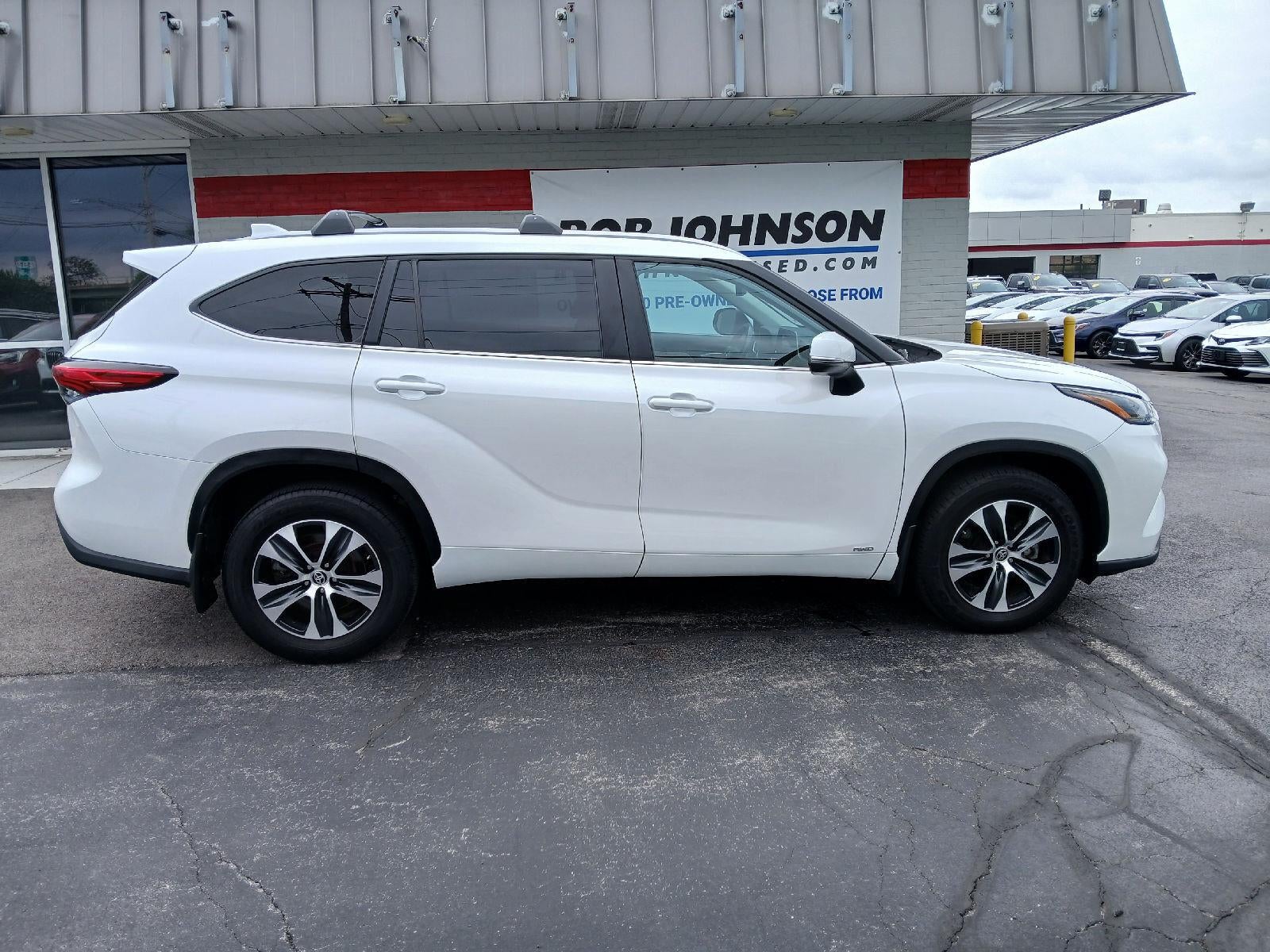 2023 Toyota Highlander Hybrid XLE
