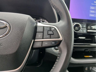 2023 Toyota HIGHLANDER XLE AWD