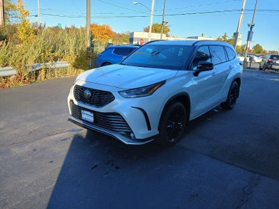 2026 Toyota Highlander XSE