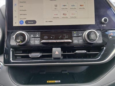 2023 Toyota HIGHLANDER XLE