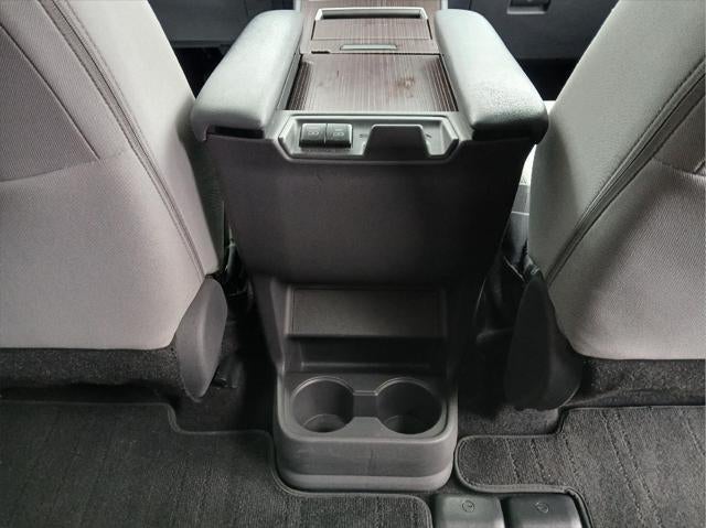 2021 Toyota SIENNA LE LE 8-Passenger