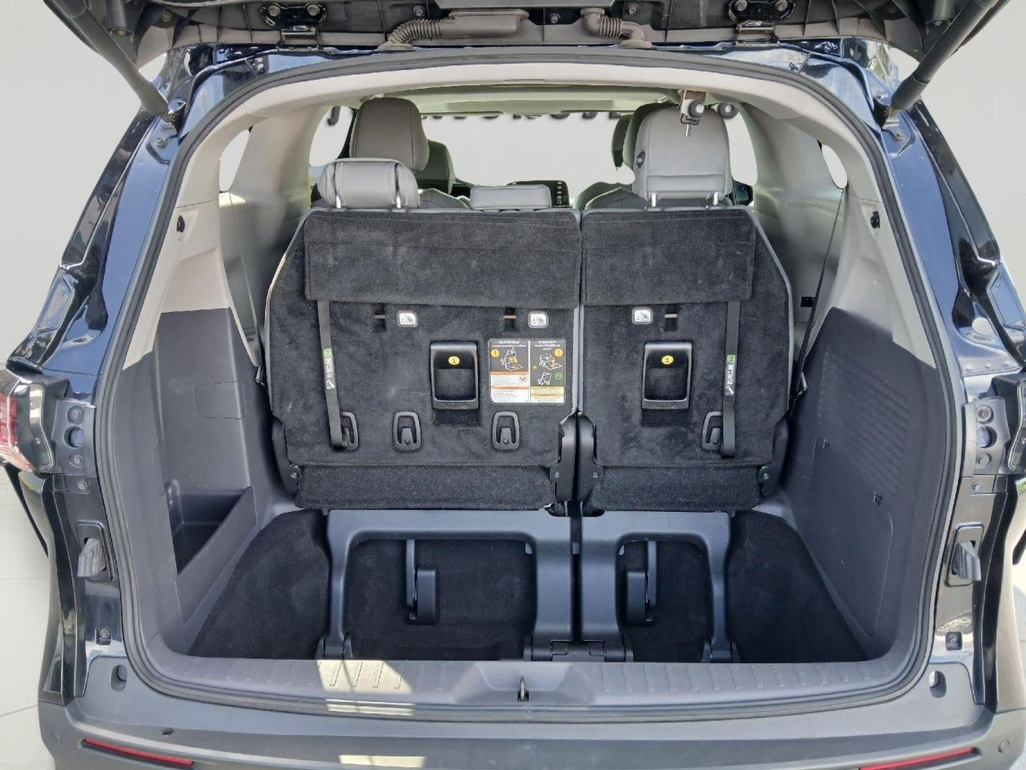 2022 Toyota Sienna XLE 7-Passenger