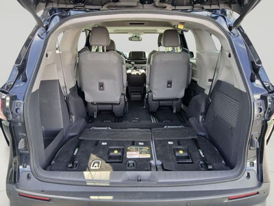 2022 Toyota Sienna XLE 7-Passenger