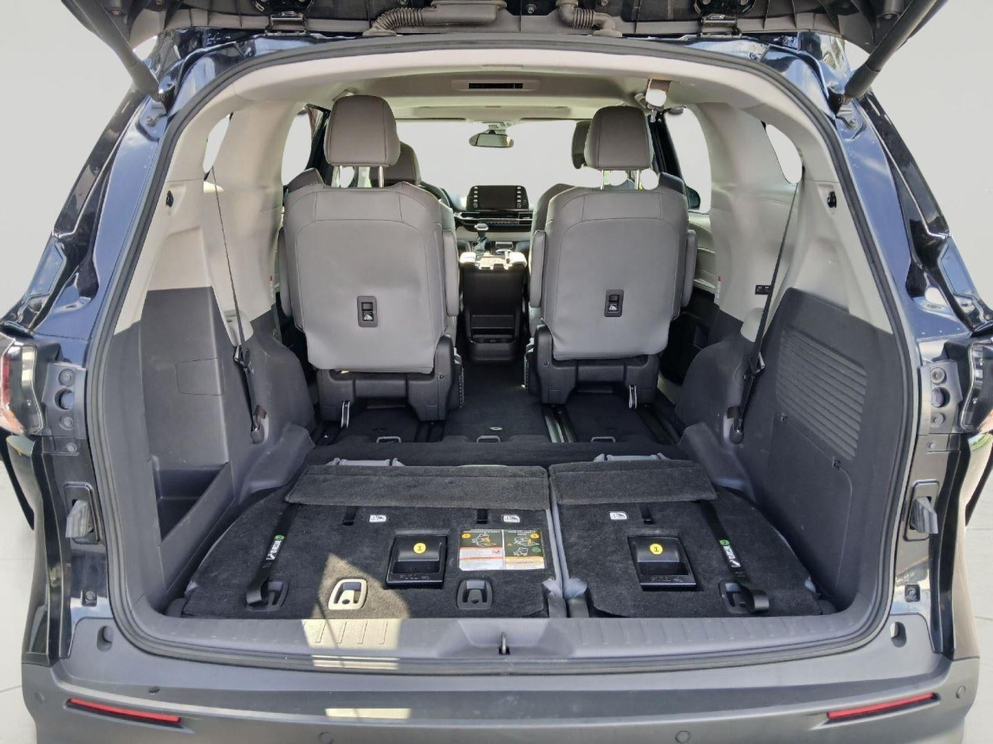 2022 Toyota Sienna XLE 7-Passenger