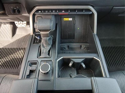 2024 Toyota Tundra i-FORCE MAX Limited HV